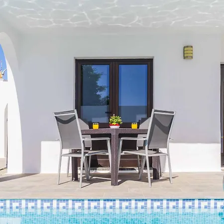 Sol Villa *